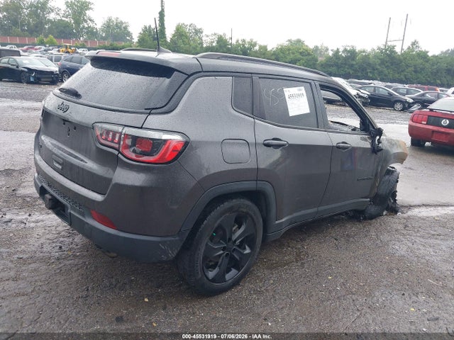 Jeep Compass Altitude 4x4 2019 3C4NJDBB0KT828807 Image 4