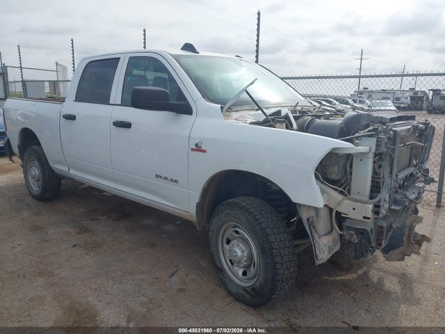 45531960 :رقم المزاد ، 3C6UR5CL1NG359135 vin ، 2022 Ram 2500 Tradesman  4x4 6'4 Box مزاد بيع