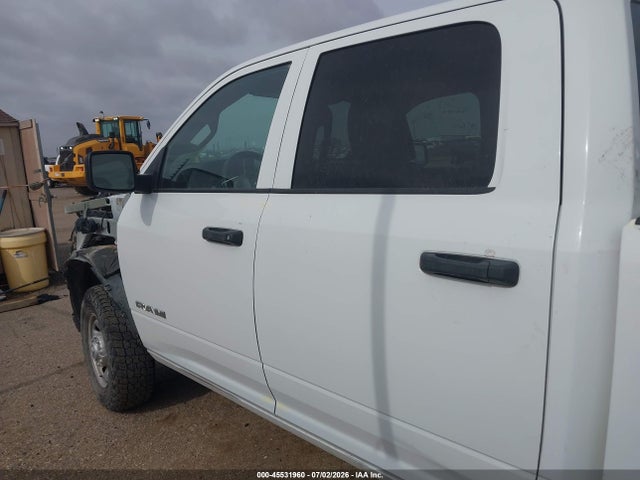 45531960 :رقم المزاد ، 3C6UR5CL1NG359135 vin ، 2022 Ram 2500 Tradesman  4x4 6'4 Box مزاد بيع