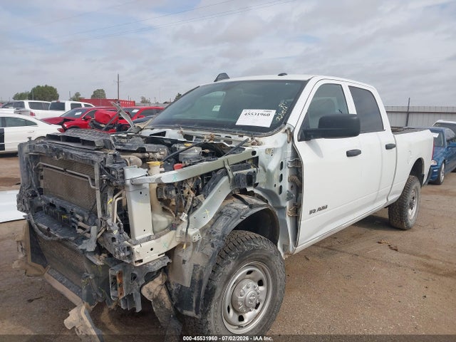 45531960 :رقم المزاد ، 3C6UR5CL1NG359135 vin ، 2022 Ram 2500 Tradesman  4x4 6'4 Box مزاد بيع