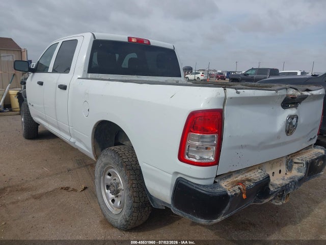 45531960 :رقم المزاد ، 3C6UR5CL1NG359135 vin ، 2022 Ram 2500 Tradesman  4x4 6'4 Box مزاد بيع