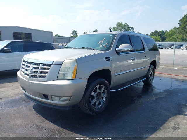 45531980 :رقم المزاد ، 1GYFK66868R175780 vin ، 2008 Cadillac Escalade Esv Standard مزاد بيع