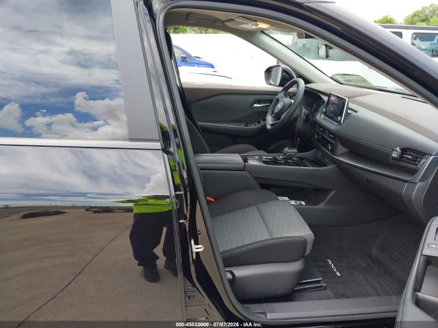 JN8BT3BA2PW412780 Nissan Rogue Sv Fwd