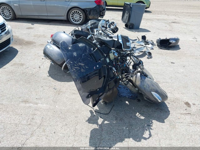 Продажа на аукционе авто 2017 Indian Motorcycle Co. Roadmaster, vin: 56KTRAAA9H3355866, номер лота: 45532047