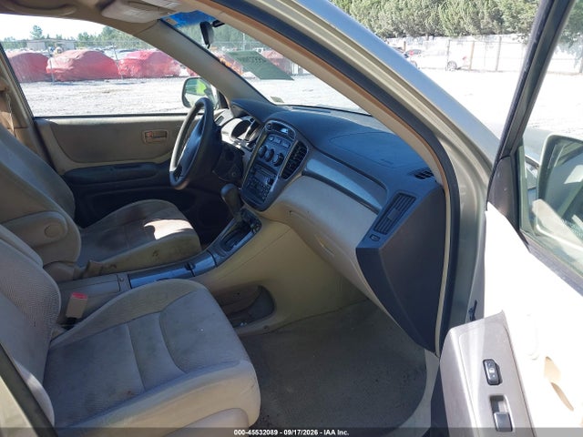 45532089 :رقم المزاد ، JTEHF21AX30126337 vin ، 2003 Toyota Highlander V6 مزاد بيع