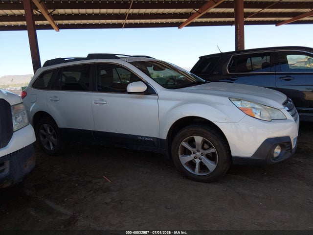 2014 Subaru Outback 2.5i Premium მანქანა იყიდება აუქციონზე, vin: 4S4BRBFC1E3201161, აუქციონის ნომერი: 45532087