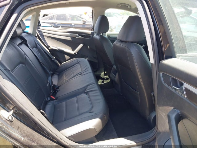 45532090 :رقم المزاد ، 1VWAA7A36JC039563 vin ، 2018 Volkswagen Passat 2.0t R-line/2.0t S مزاد بيع