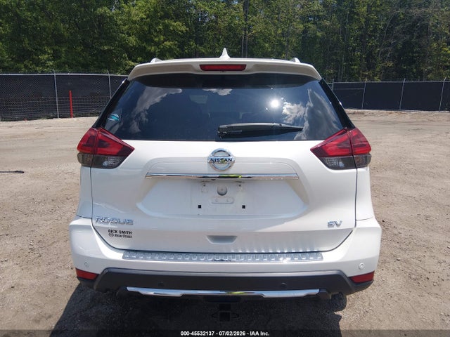 45532137 :رقم المزاد ، 5N1AT2MTXLC719296 vin ، 2020 Nissan Rogue Sv Fwd مزاد بيع