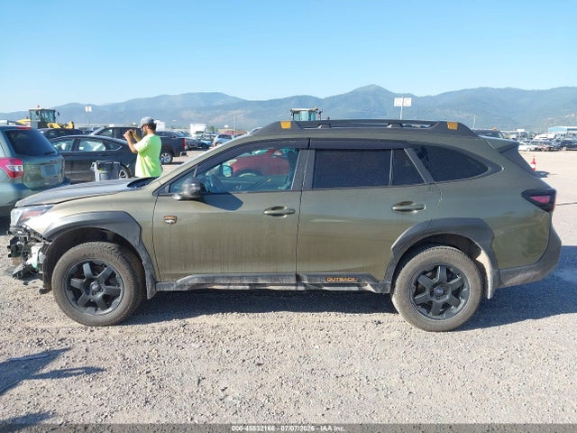 Продаж на аукціоні авто 2022 Subaru Outback Wilderness, vin: 4S4BTGUD2N3162574, номер лоту: 45532166