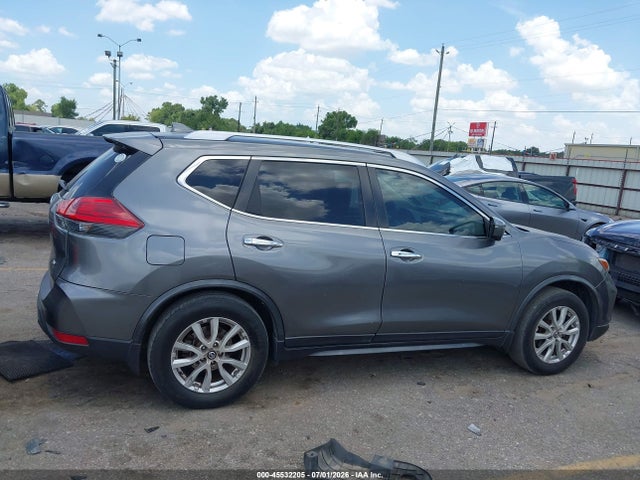 45532205 :رقم المزاد ، JN8AT2MT3HW147907 vin ، 2017 Nissan Rogue Sv مزاد بيع