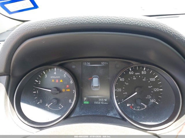 45532205 :رقم المزاد ، JN8AT2MT3HW147907 vin ، 2017 Nissan Rogue Sv مزاد بيع