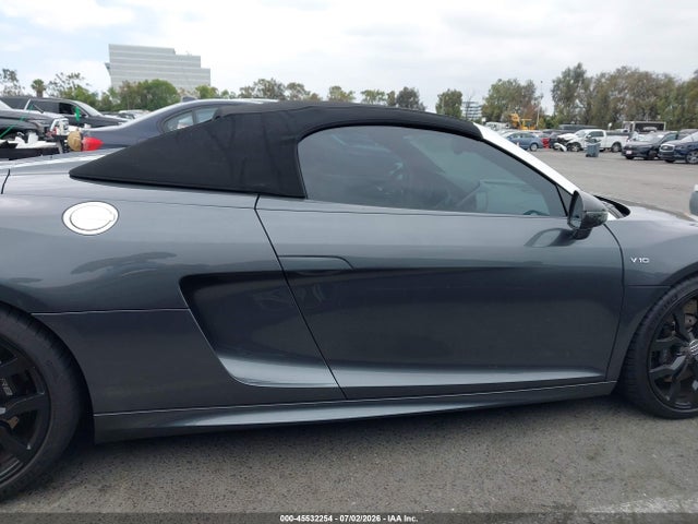 45532254 :رقم المزاد ، WUAVNAFG9CN002938 vin ، 2012 Audi R8 5.2l مزاد بيع