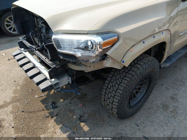 45532266 :رقم المزاد ، 3TMCZ5AN9JM157504 vin ، 2018 Toyota Tacoma Trd Off Road مزاد بيع