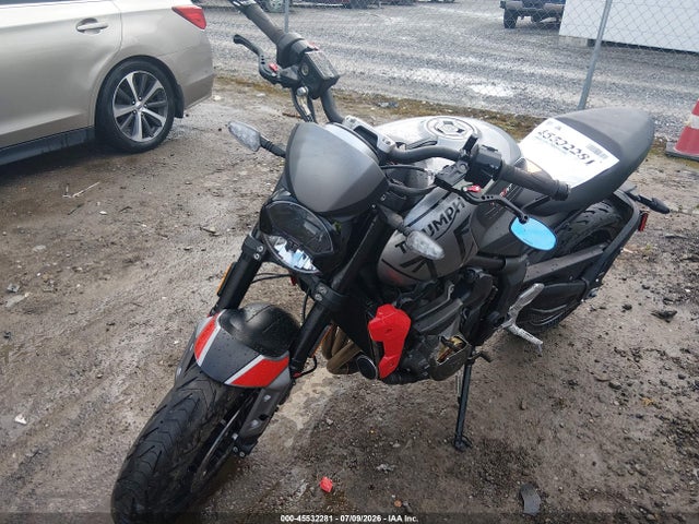 Triumph Motorcycle Trident 660 2023 SMTL10UL7PTBL4077 Image 2
