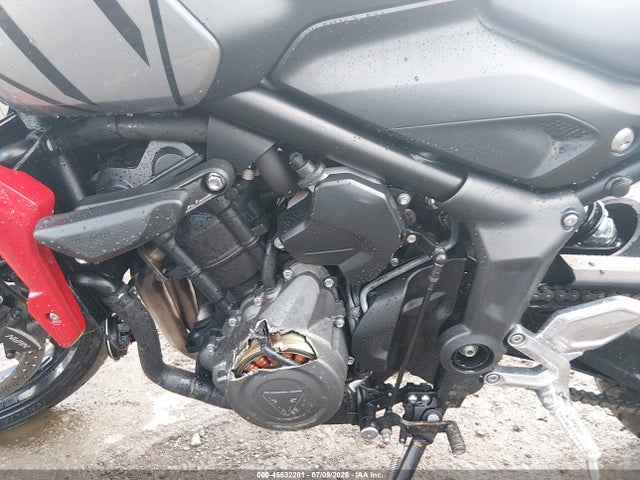Triumph Motorcycle Trident 660 2023 SMTL10UL7PTBL4077 Image 9