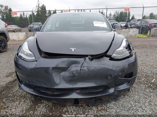 Tesla Model 3 Long Range/performance 2018 5YJ3E1EB2JF066633 Image 12