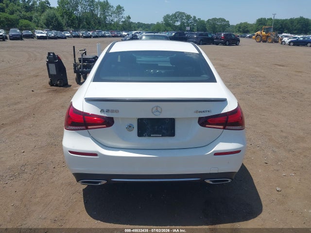 2019 Mercedes-benz A 220 4matic მანქანა იყიდება აუქციონზე, vin: WDD3G4FBXKW017872, აუქციონის ნომერი: 45532435