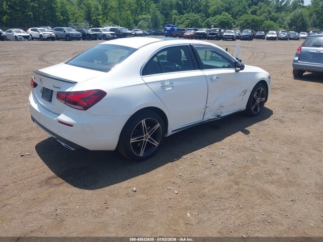 2019 Mercedes-benz A 220 4matic მანქანა იყიდება აუქციონზე, vin: WDD3G4FBXKW017872, აუქციონის ნომერი: 45532435