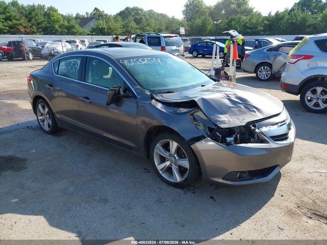45532524 :رقم المزاد ، 19VDE1F52DE013768 vin ، 2013 Acura Ilx 2.0l مزاد بيع