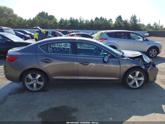 45532524 :رقم المزاد ، 19VDE1F52DE013768 vin ، 2013 Acura Ilx 2.0l مزاد بيع