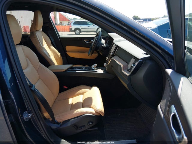 Продаж на аукціоні авто 2024 Volvo Xc60 Recharge Plug-in Hybrid T8 Ultimate Dark Theme, vin: YV4H60DM5R1829309, номер лоту: 45532529