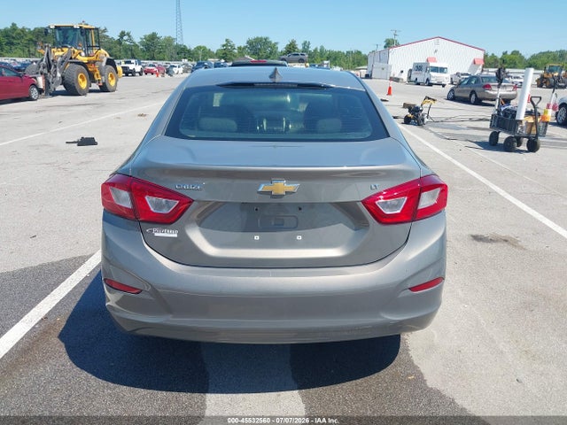 2018 Chevrolet Cruze Lt Auto მანქანა იყიდება აუქციონზე, vin: 1G1BE5SM1J7233832, აუქციონის ნომერი: 45532560