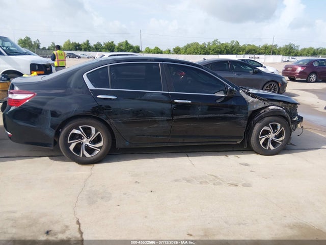 45532586 :رقم المزاد ، 1HGCR2F37GA163766 vin ، 2016 Honda Accord Lx مزاد بيع