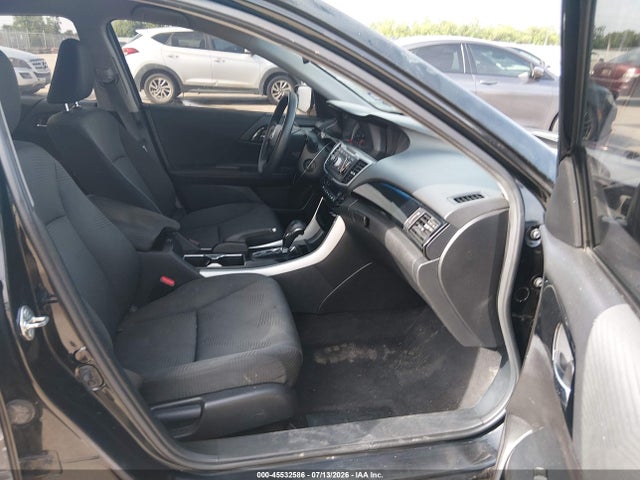 45532586 :رقم المزاد ، 1HGCR2F37GA163766 vin ، 2016 Honda Accord Lx مزاد بيع
