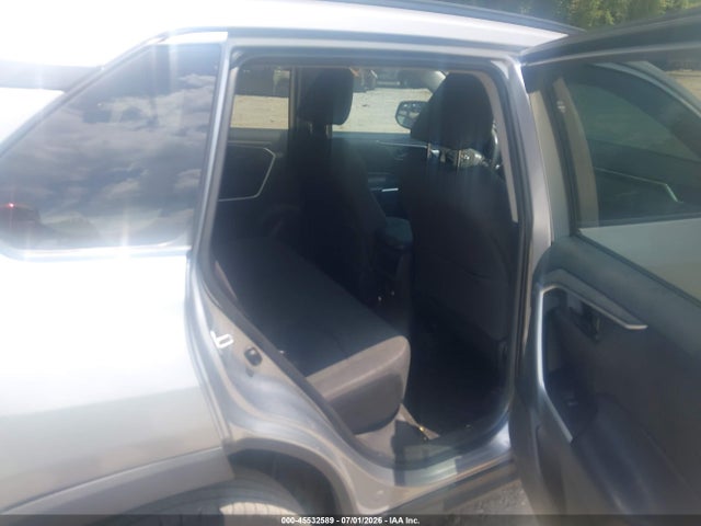 Toyota RAV4 LE 2020 2T3H1RFV4LC071405 Image 8