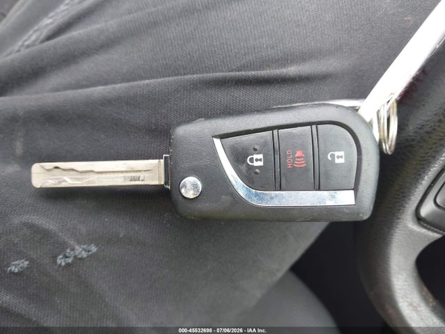 Toyota RAV4 LE 2020 JTMF1RFV0LD062901 Image 11