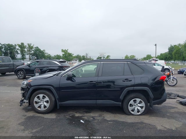 Toyota RAV4 LE 2020 JTMF1RFV0LD062901 Image 14