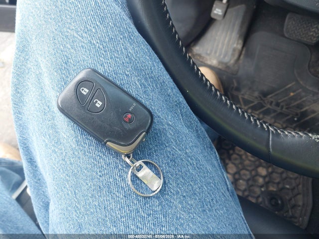 Lexus CT 200H 2015 JTHKD5BH4F2220329 Image 11