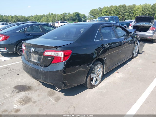 45532750 :رقم المزاد ، 4T1BF1FK2EU470919 vin ، 2014 Toyota Camry Se مزاد بيع