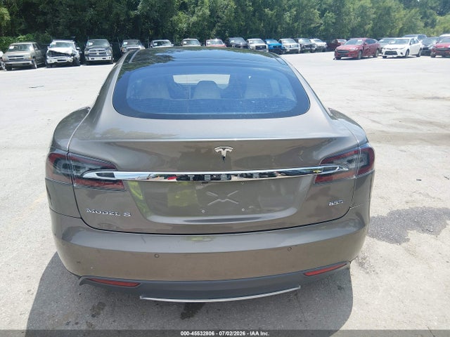 2015 Tesla Model S 70d/85d/p85d მანქანა იყიდება აუქციონზე, vin: 5YJSA1H22FF093258, აუქციონის ნომერი: 45532806