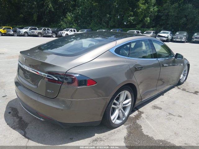 2015 Tesla Model S 70d/85d/p85d მანქანა იყიდება აუქციონზე, vin: 5YJSA1H22FF093258, აუქციონის ნომერი: 45532806