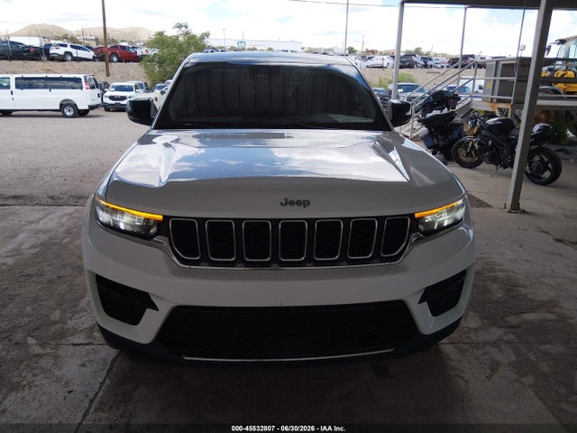 Продажа на аукционе авто 2023 Jeep Grand Cherokee Laredo 4x4, vin: 1C4RJHAGXP8857341, номер лота: 45532807