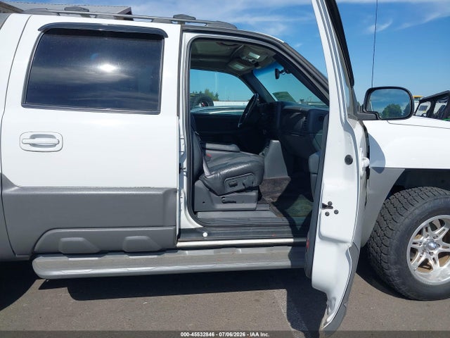 2002 Chevrolet Avalanche 1500 მანქანა იყიდება აუქციონზე, vin: 3GNEK13T92G300914, აუქციონის ნომერი: 45532846