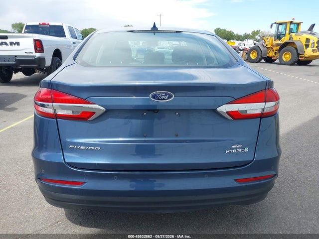 3FA6P0LU5KR274520 Ford Fusion Hybrid Se