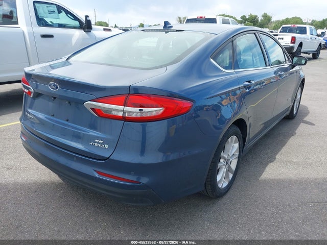 3FA6P0LU5KR274520 Ford Fusion Hybrid Se