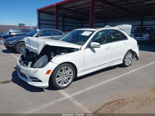 45532861 :رقم المزاد ، WDDGF5EB3BA452578 vin ، 2011 Mercedes-benz C 300 Luxury/sport مزاد بيع