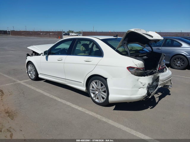 45532861 :رقم المزاد ، WDDGF5EB3BA452578 vin ، 2011 Mercedes-benz C 300 Luxury/sport مزاد بيع