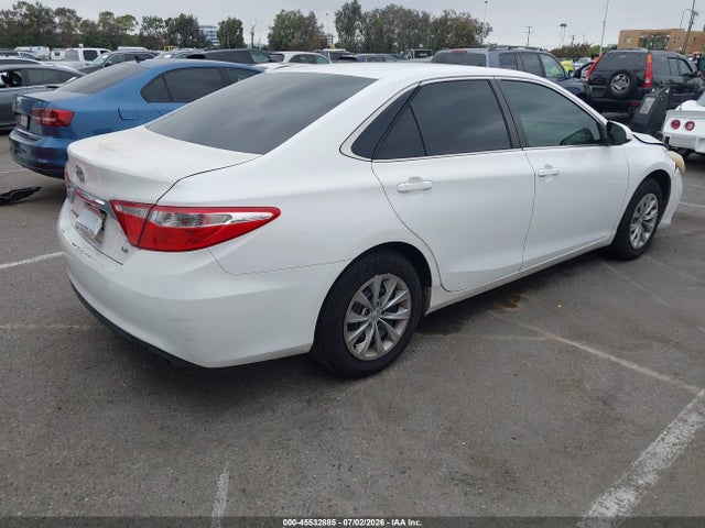 Toyota CAMRY LE 2016 4T1BF1FK1GU157606 Image 4