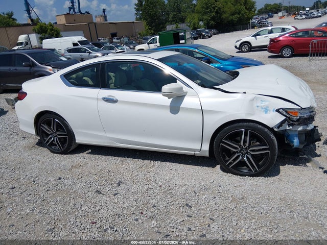 45532904 :رقم المزاد ، 1HGCT2B08HA003443 vin ، 2017 Honda Accord Touring V6 مزاد بيع