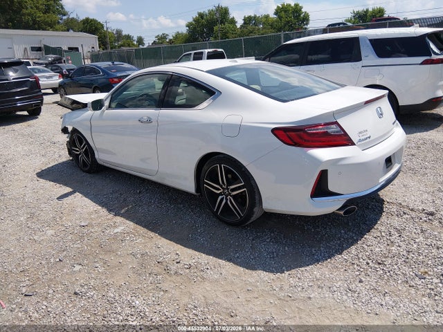 45532904 :رقم المزاد ، 1HGCT2B08HA003443 vin ، 2017 Honda Accord Touring V6 مزاد بيع