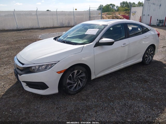 Honda CIVIC EX 2017 2HGFC2F79HH553031 Image 2
