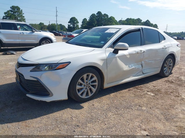 4T1C11AK5MU402915 Toyota CAMRY LE