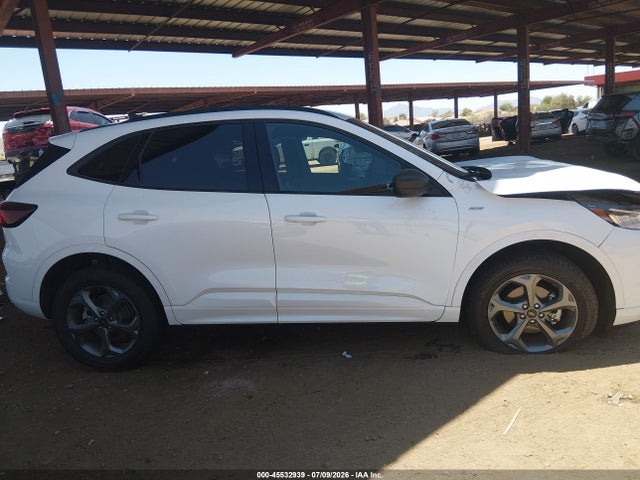 Ford Escape St-line 2023 1FMCU9MN5PUA91860 Image 14
