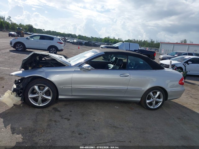 Продажа на аукционе авто 2005 Mercedes-benz Clk 320, vin: WDBTK65J05F123554, номер лота: 45532961