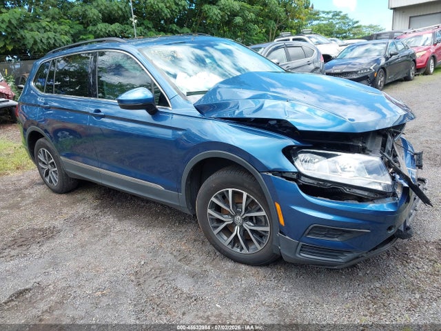 Volkswagen Tiguan 2.0t Se/2.0t Se R-line Black/2.0t Sel 2020 3VV3B7AXXLM108981 zdjęcie główne