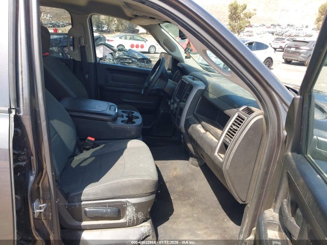1C6RR6FG5NS170880 RAM 1500 Classic Tradesman 4x2 6&#039;4 Box